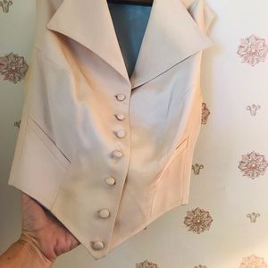 Richard Tyler, couture designer shell pink wool and silk vest, size 2